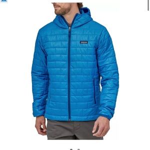 Patagonia Men’s Nano Puff Hooded Jacket